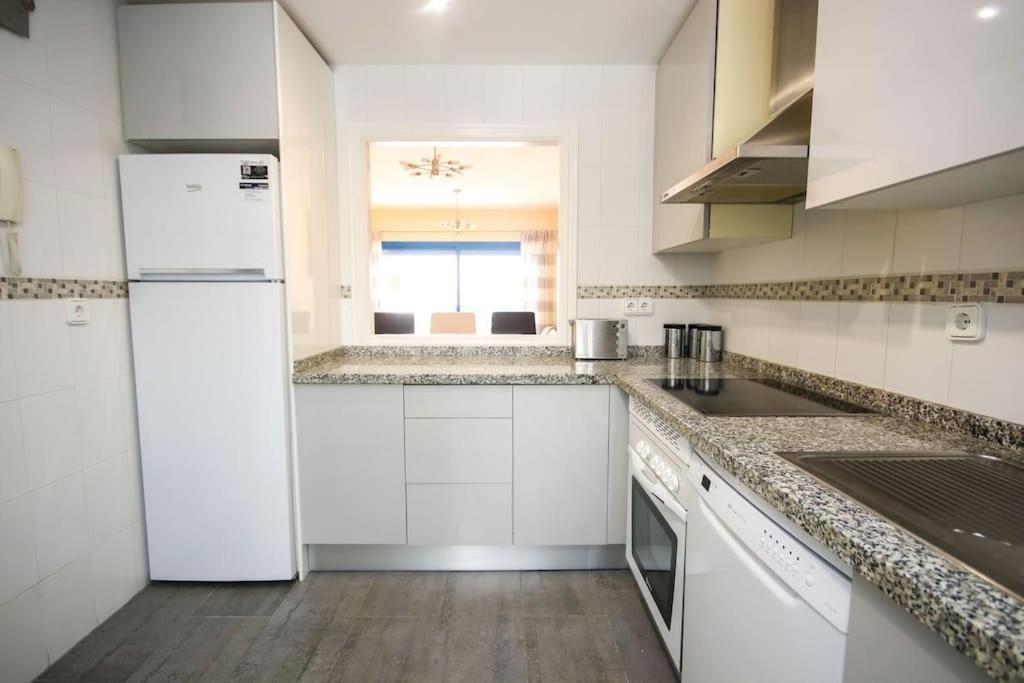 2 Bedrooms Sea And Pool View Apt In Duquesa Golf & Gardens Manilva Кастильо-де-Сабинильяс Экстерьер фото